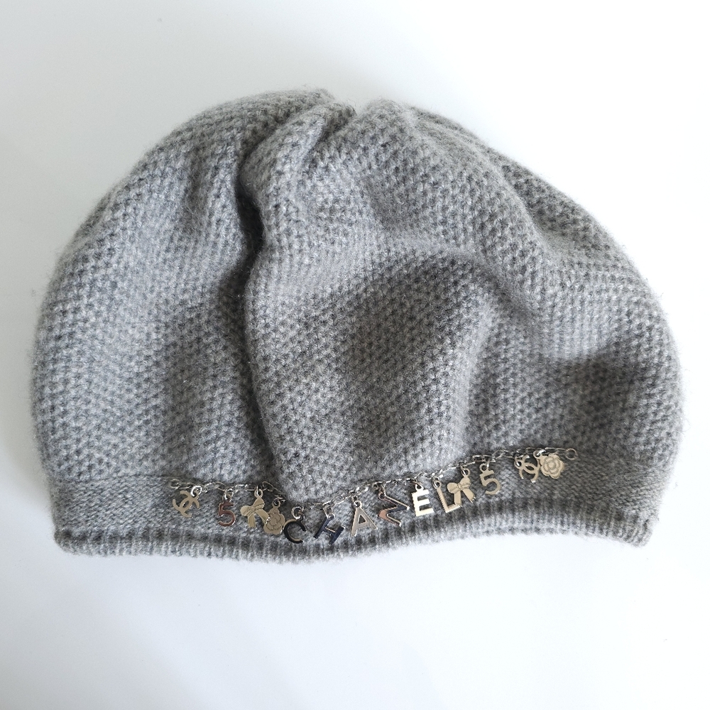 Chanel Charm Letter Logo grey 100% cashmere beret hat